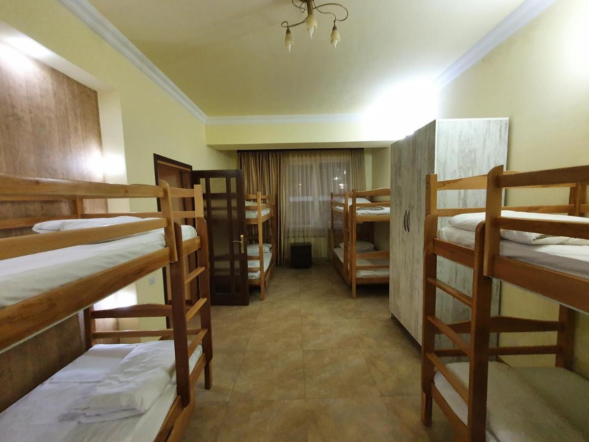 Capsule Hostel In The Old City Of Yerevan Ngoại thất bức ảnh