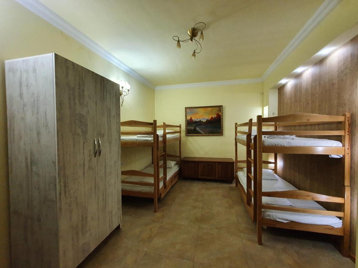 Capsule Hostel In The Old City Of Yerevan Ngoại thất bức ảnh