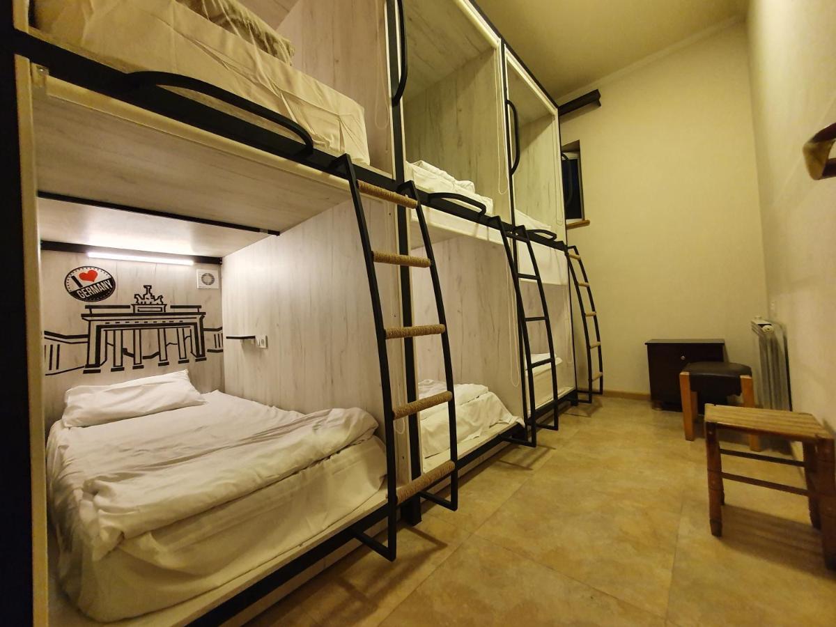 Capsule Hostel In The Old City Of Yerevan Ngoại thất bức ảnh