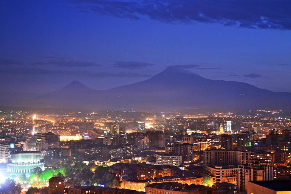 Capsule Hostel In The Old City Of Yerevan Ngoại thất bức ảnh